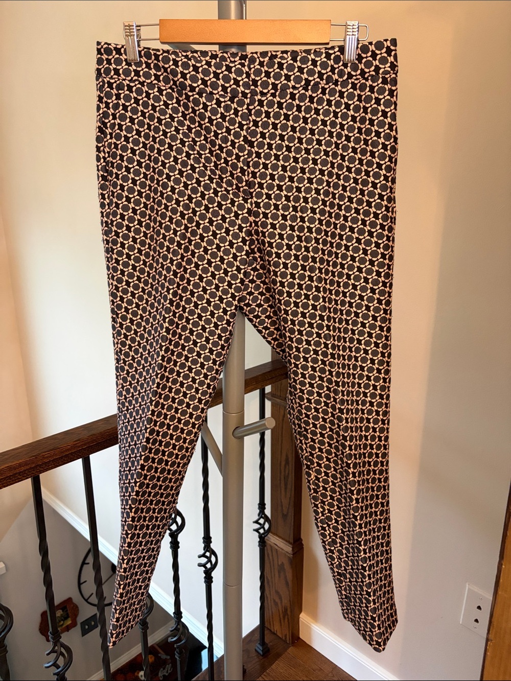 Ann Taylor Women's Geometric Black, Grey and Pink Pants